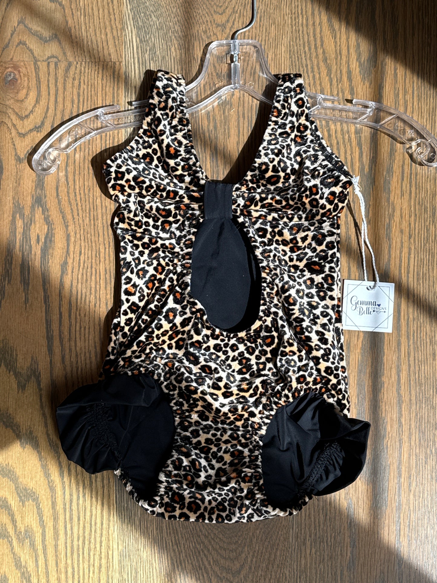 Sweetpea Leo with leg ruffles