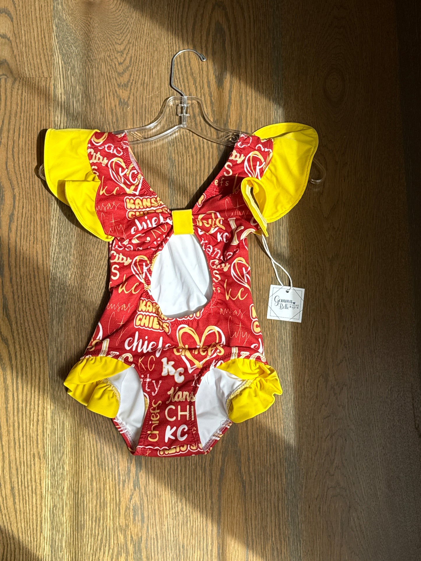 Sweetpea Leo with leg ruffles