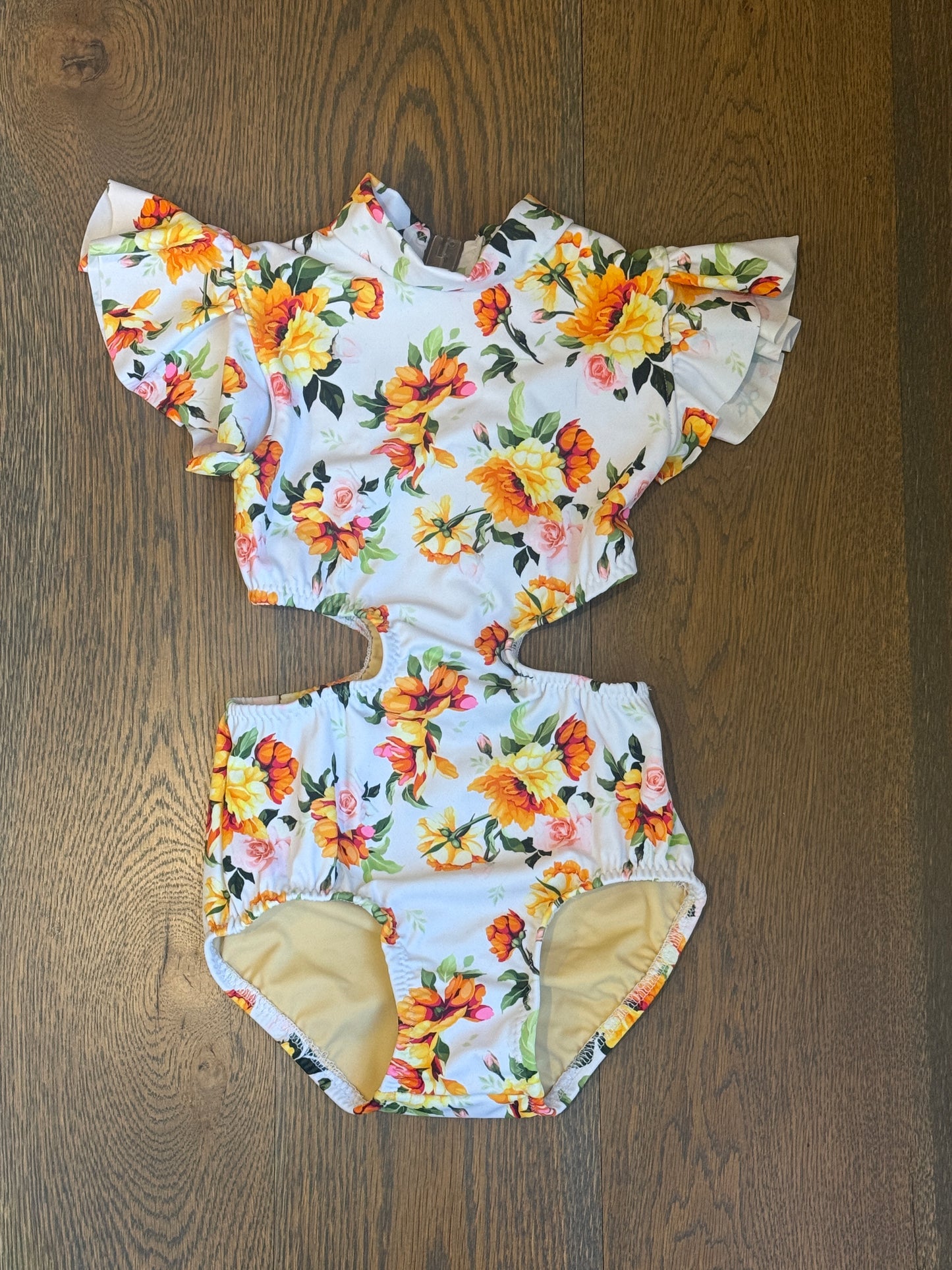 Marigold Leo with ruffled sleeves