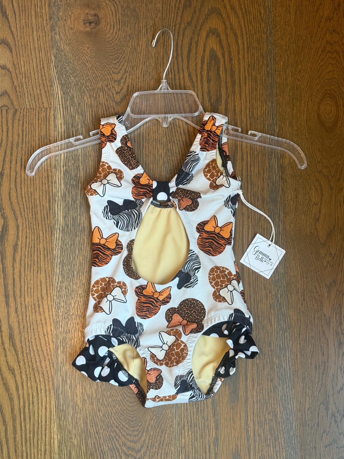 Sweetpea Leo with leg ruffles