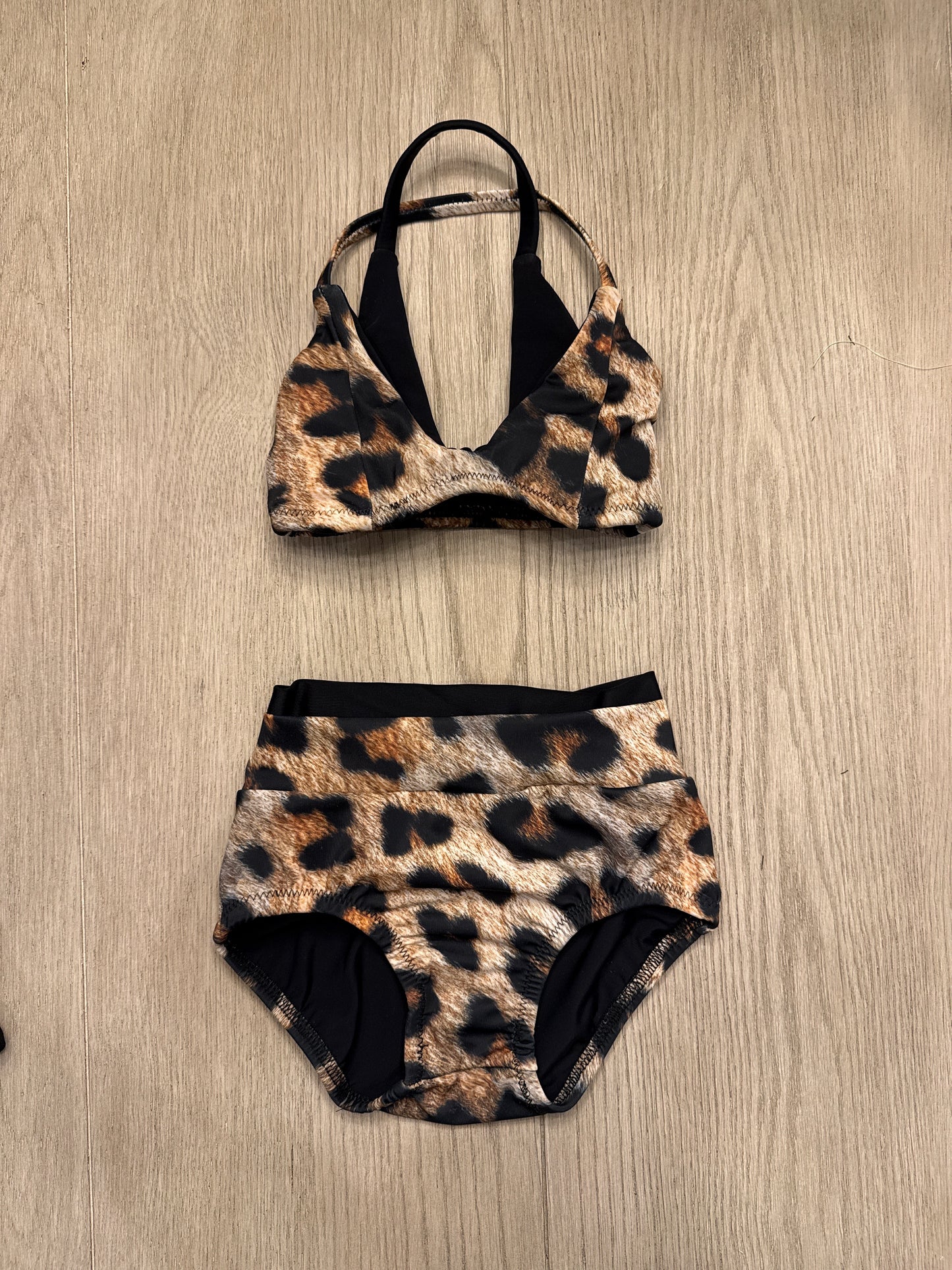 Lotus top & double brief