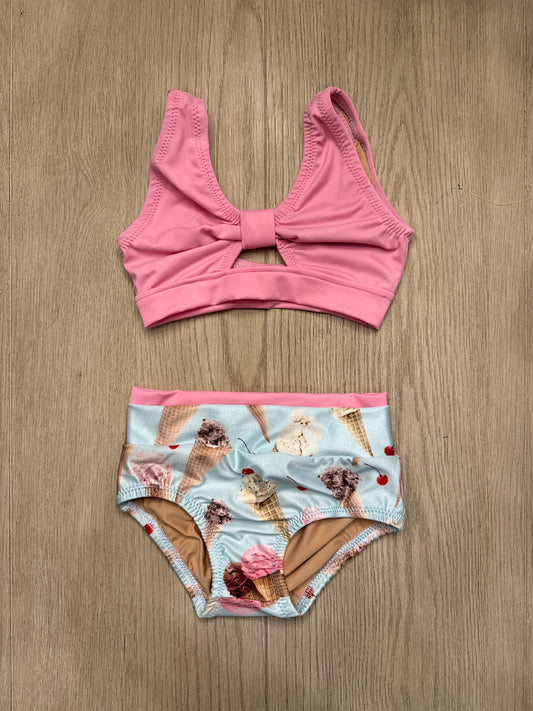 Sweet pea top with double band briefs