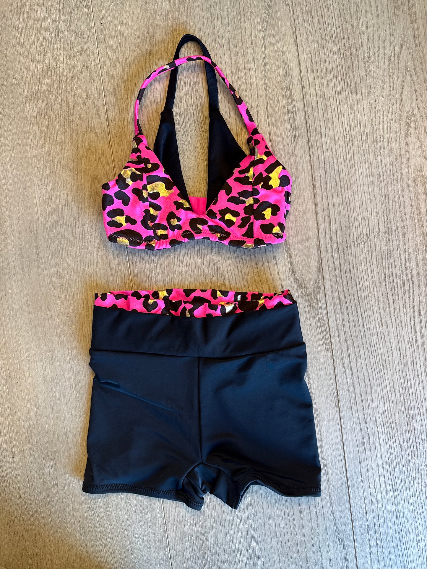 Lotus top & Double band bikers