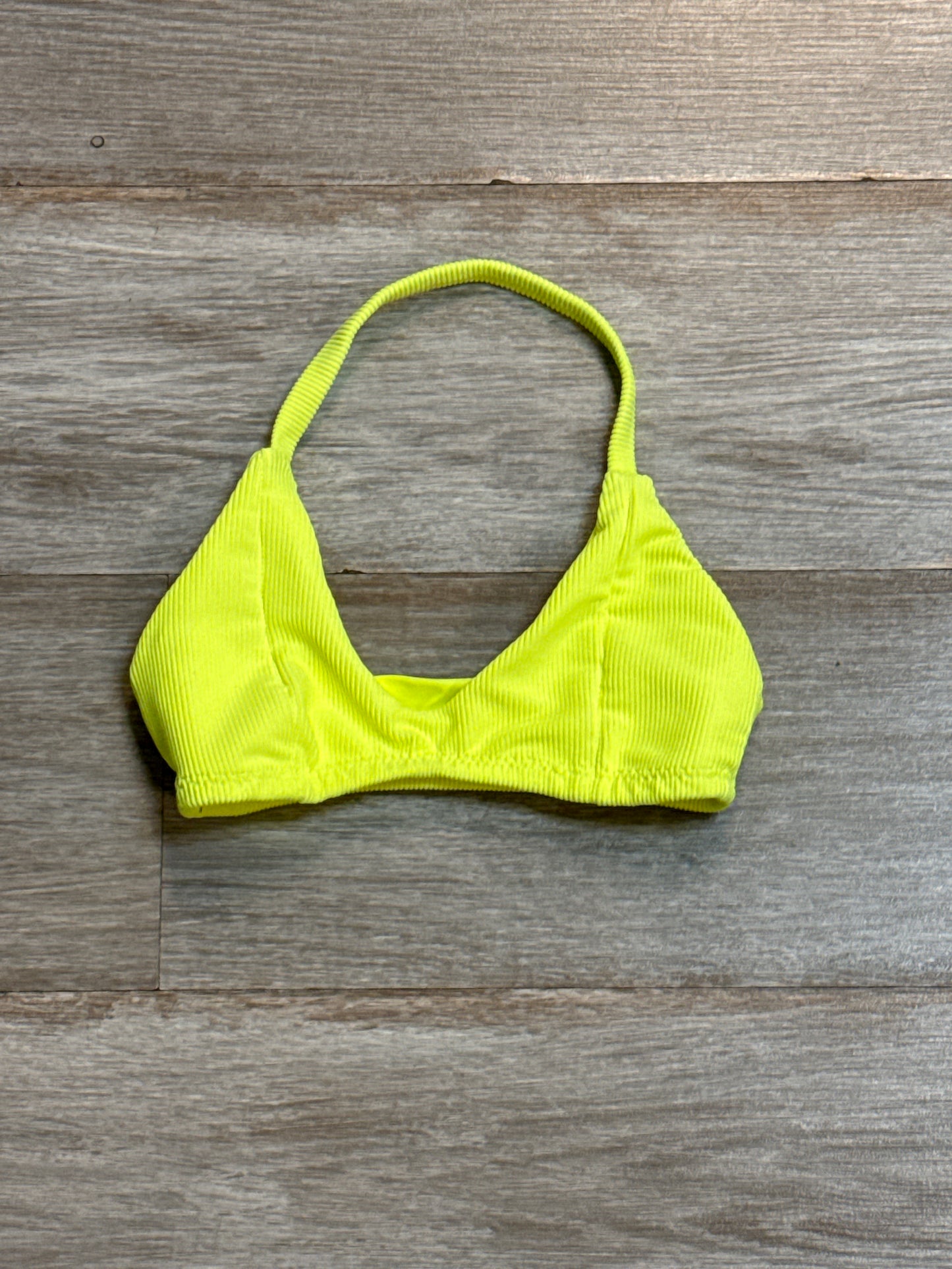 Single lotus top