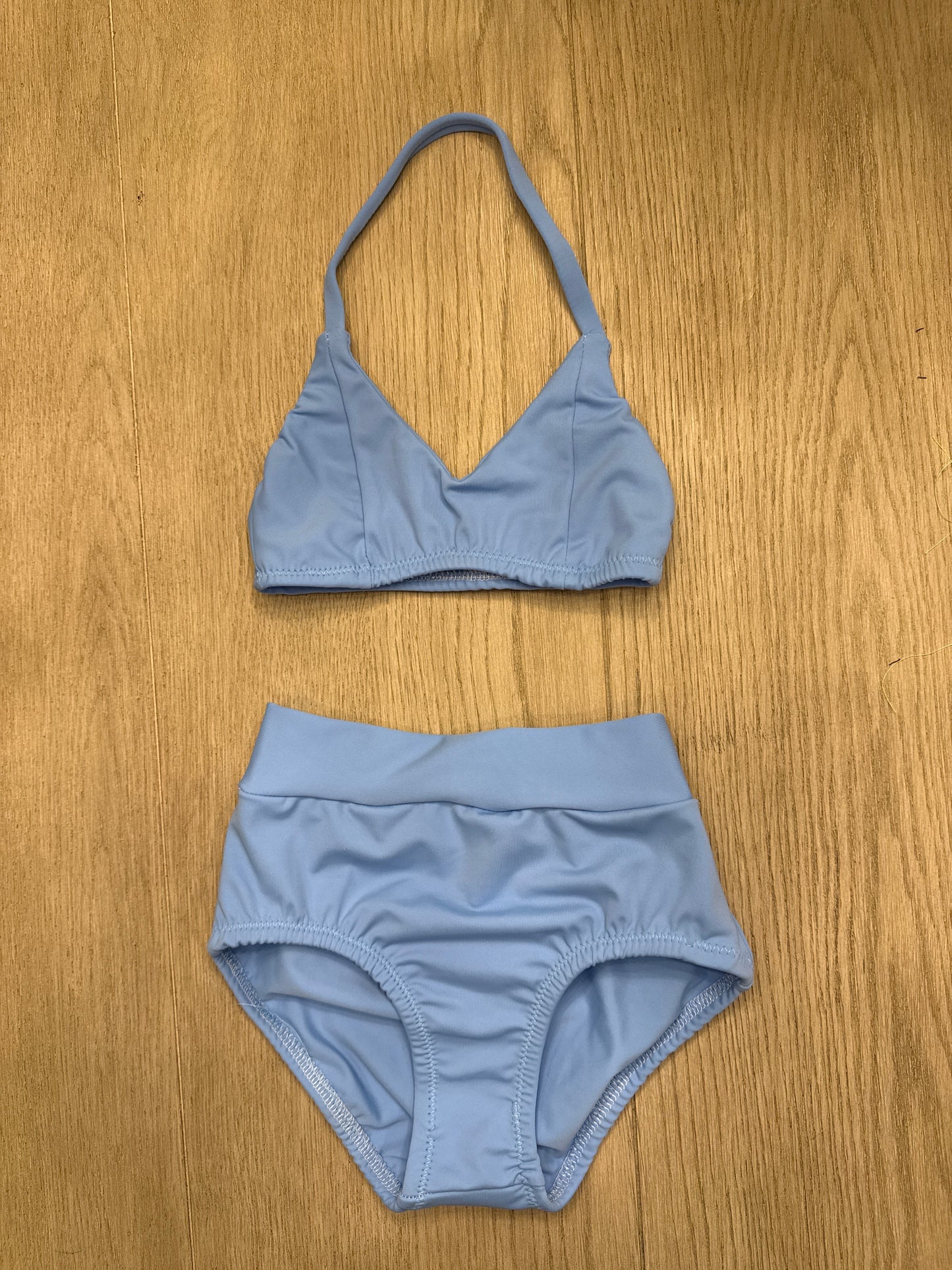 Single lotus top & brief