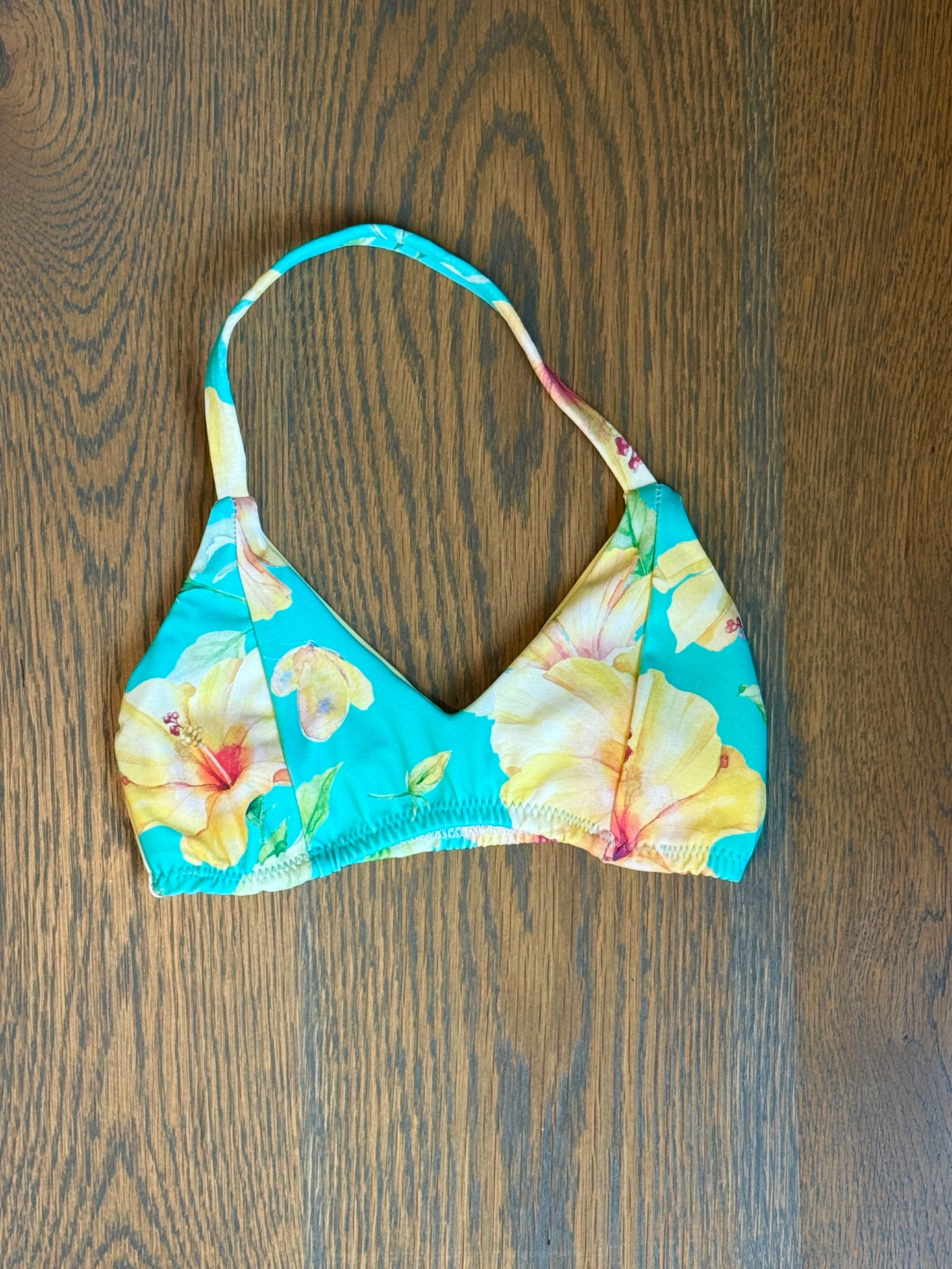 Single lotus top