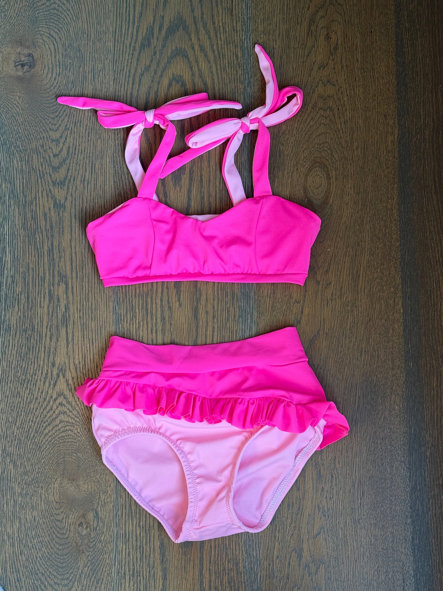 Primrose Top & Diagonal ruffle brief